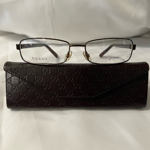 Gucci Eyeglass frame - Picture 2 of 3